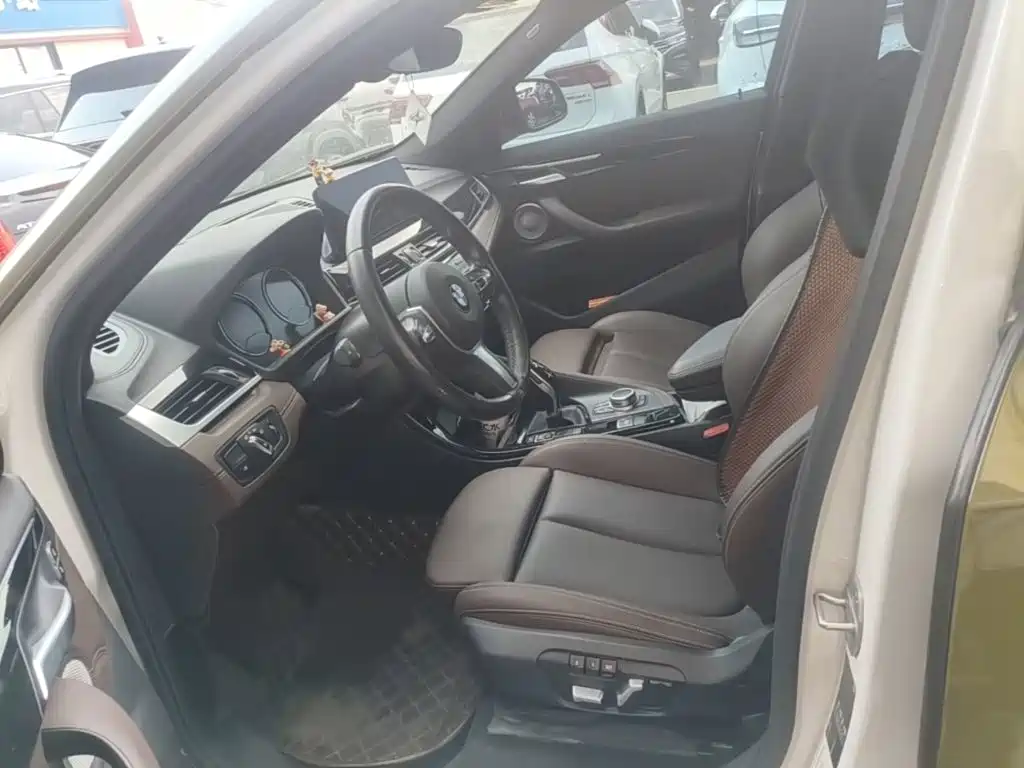 BMW X2 2021 — фото 15