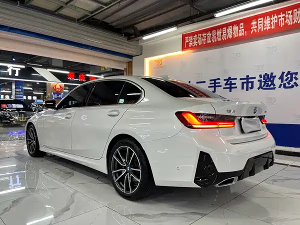 BMW 3 Series 2025