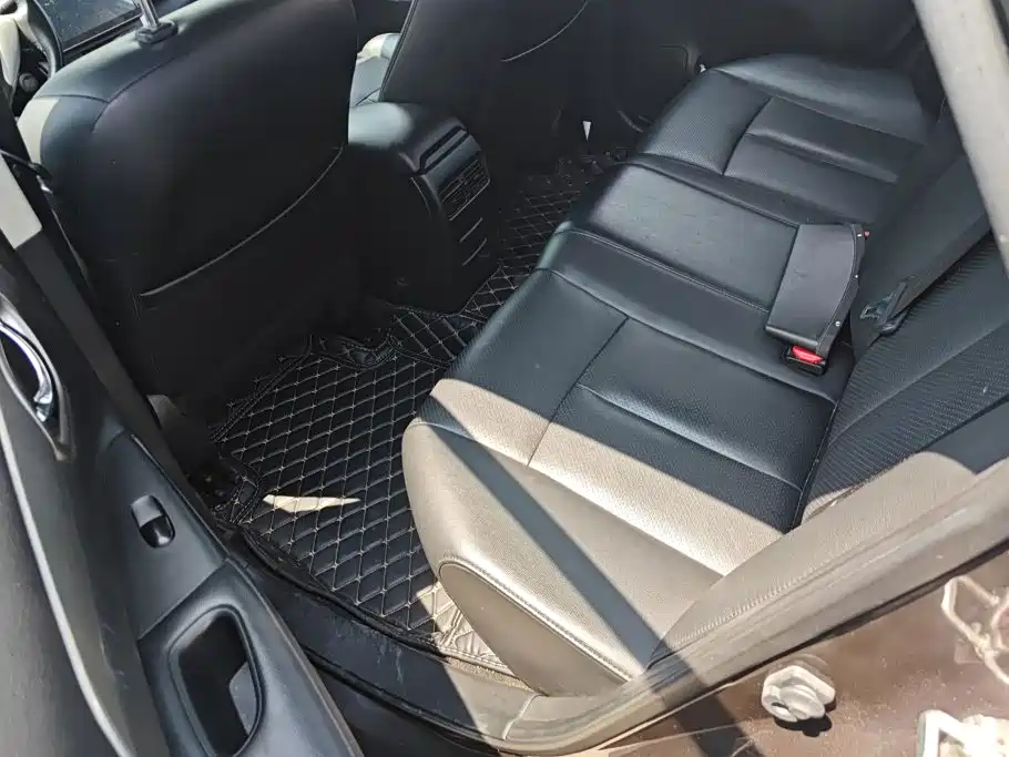 Nissan Sylphy 2014 — фото 11