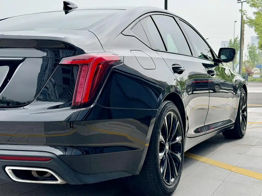 Cadillac CT5 2020 — фото 11