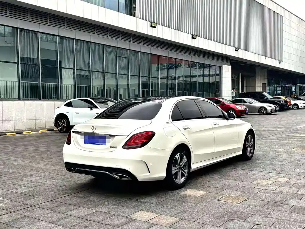 Mercedes-Benz C-Class 2019 — фото 7