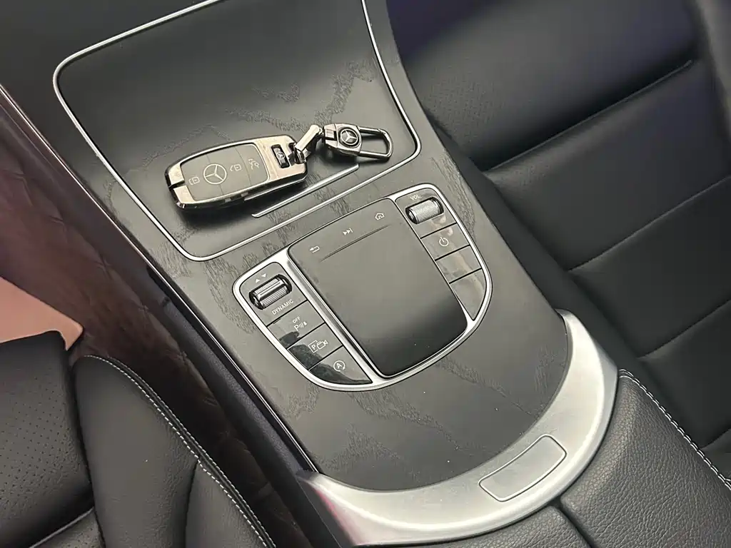 Mercedes-Benz C-Class 2020 — фото 14