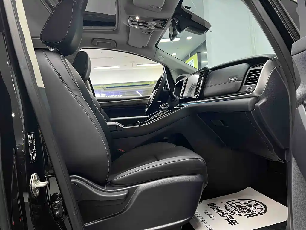 GAC Motor Trumpchi M8 2023 — фото 28