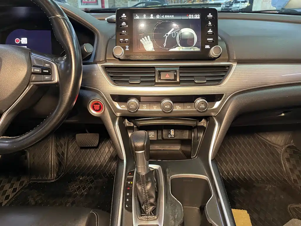 Honda Accord 2020 — фото 12