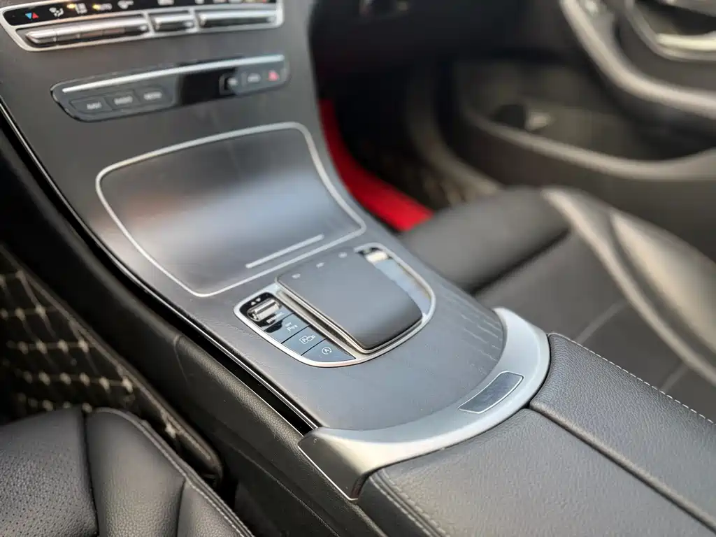 Mercedes-Benz C-Class 2021 — фото 13