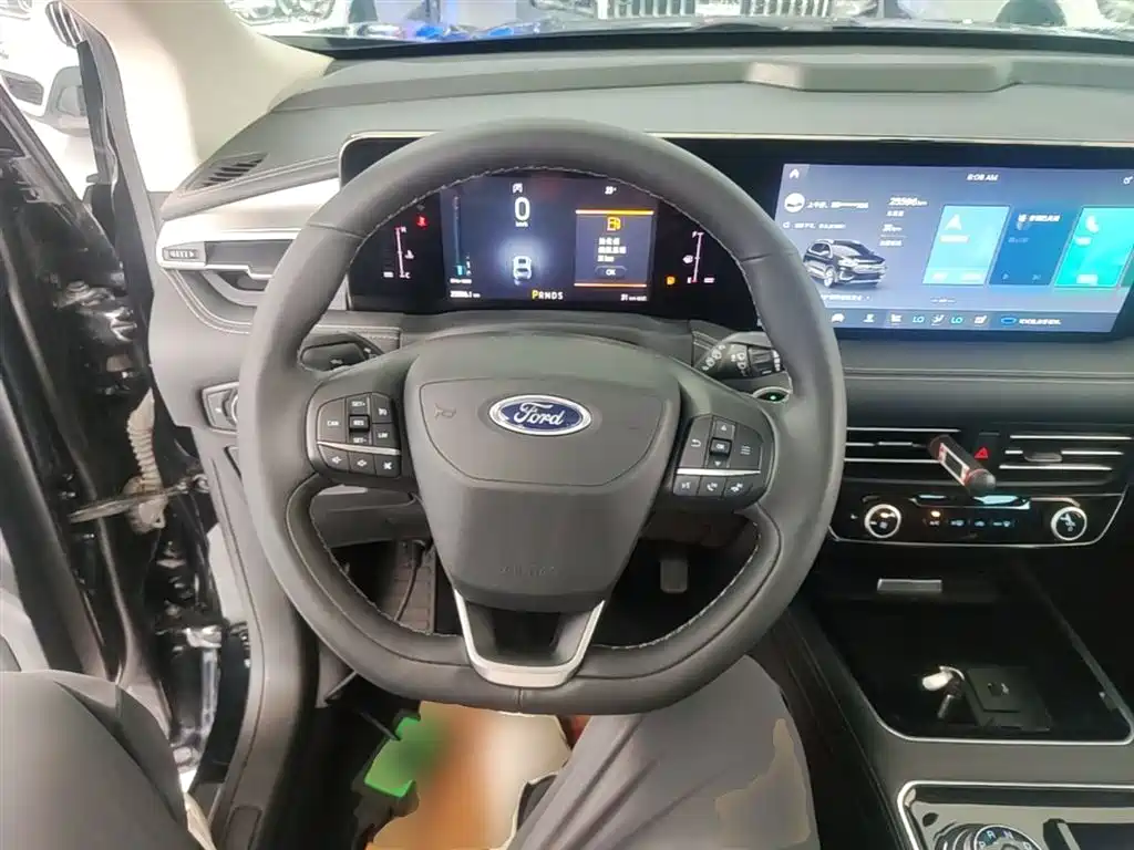 Ford Edge 2022 — фото 11