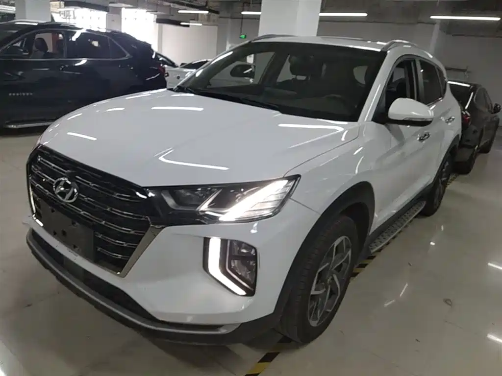 Hyundai Tucson 2021 — фото 2