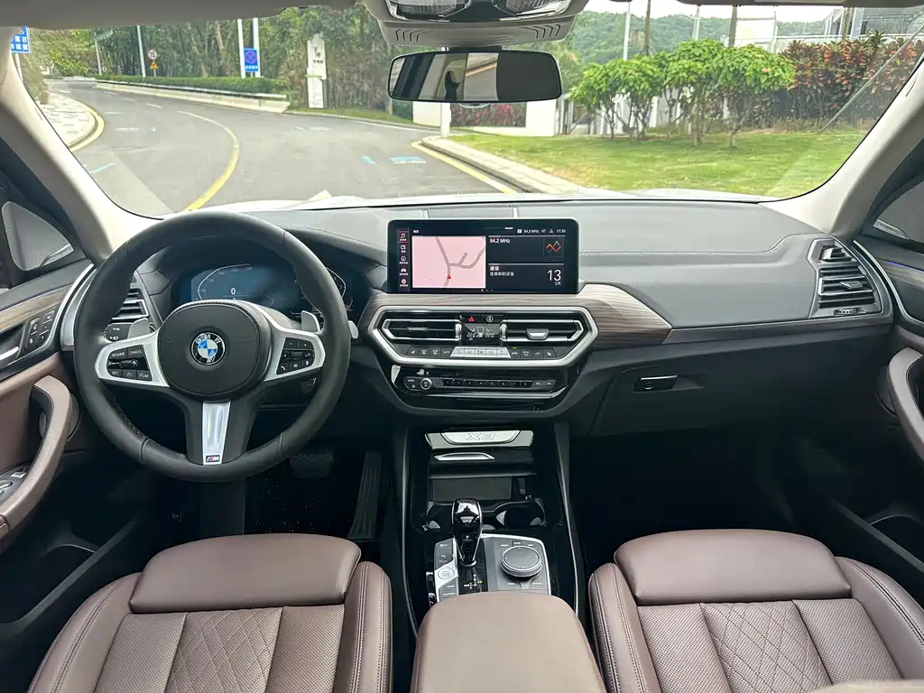 BMW X3 2022 — фото 8