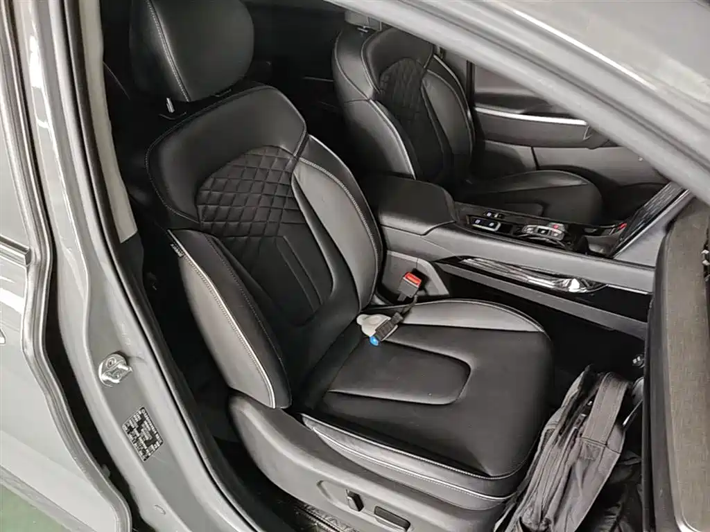 Hyundai Custo 2022 — фото 25
