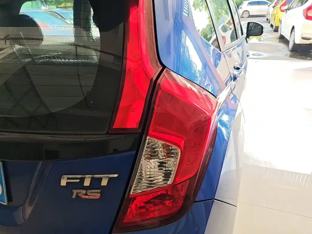 Honda Fit 2015 — фото 8