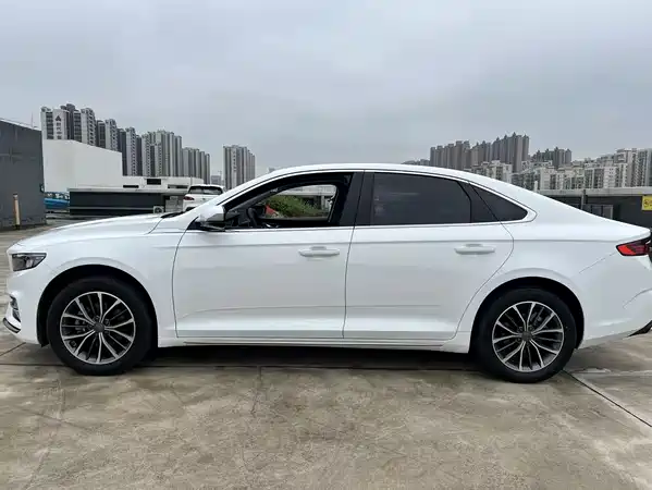 Geely Xingrui 2023