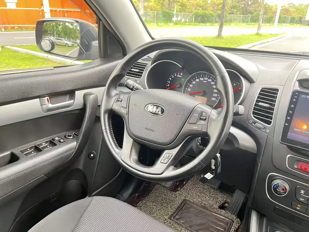 Kia Sorento 2013 — фото 19