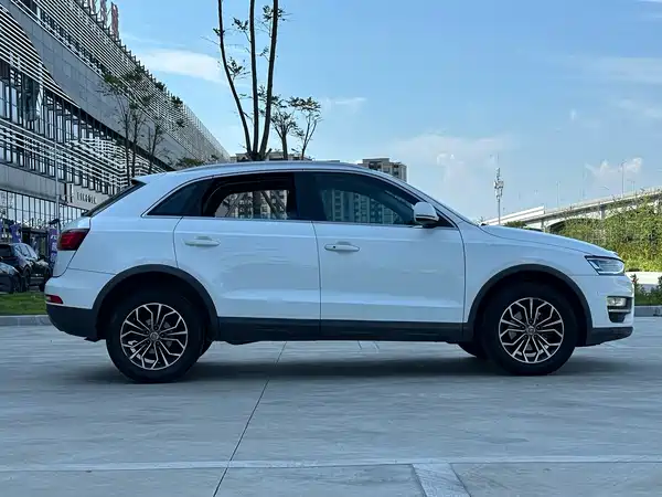 Zotye SR7 2018