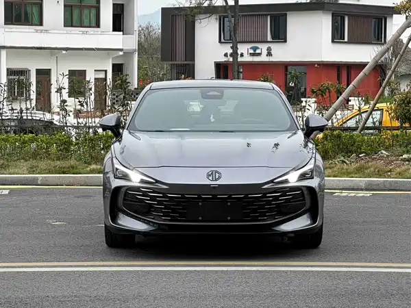 MG MG7 2023
