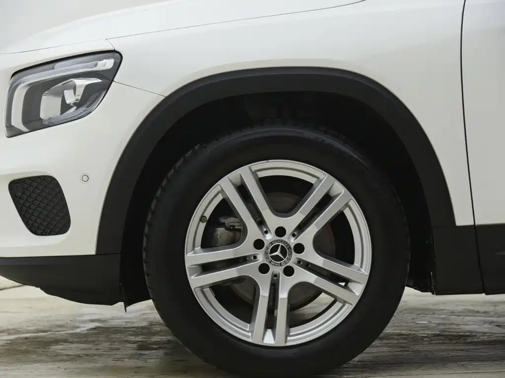 Mercedes-Benz GLB 2020 — фото 20
