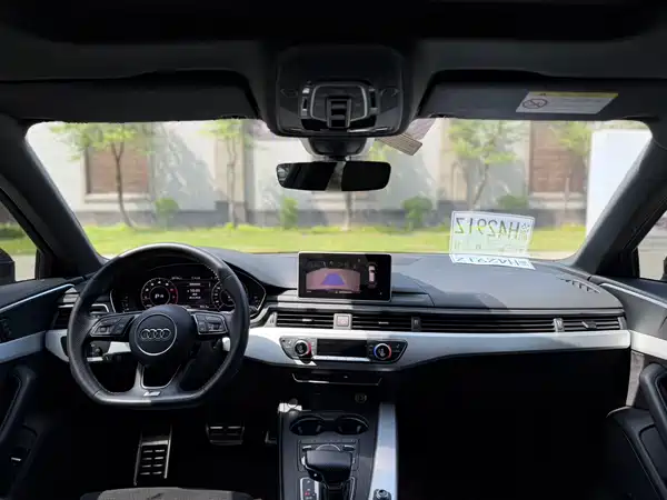 Audi A4 2020