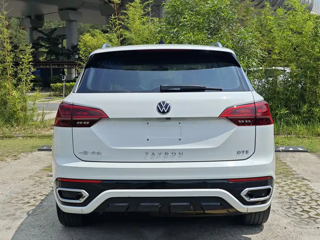 Volkswagen GTE PHEV 2023 — фото 5