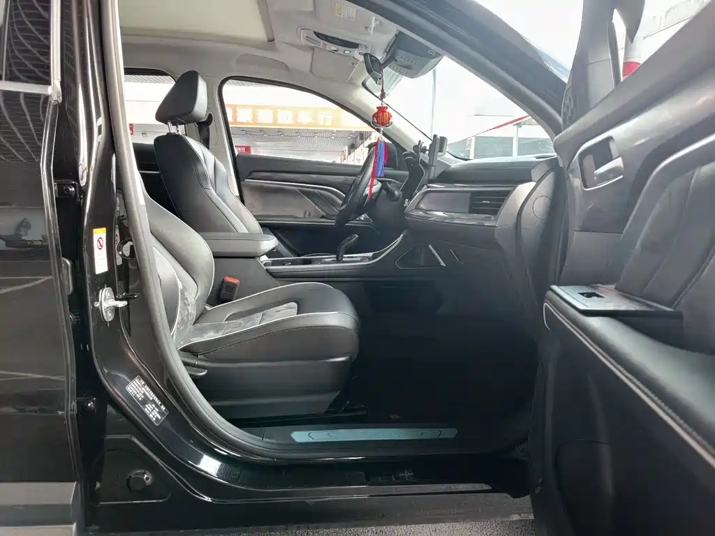 Haval H6 2023 — фото 18