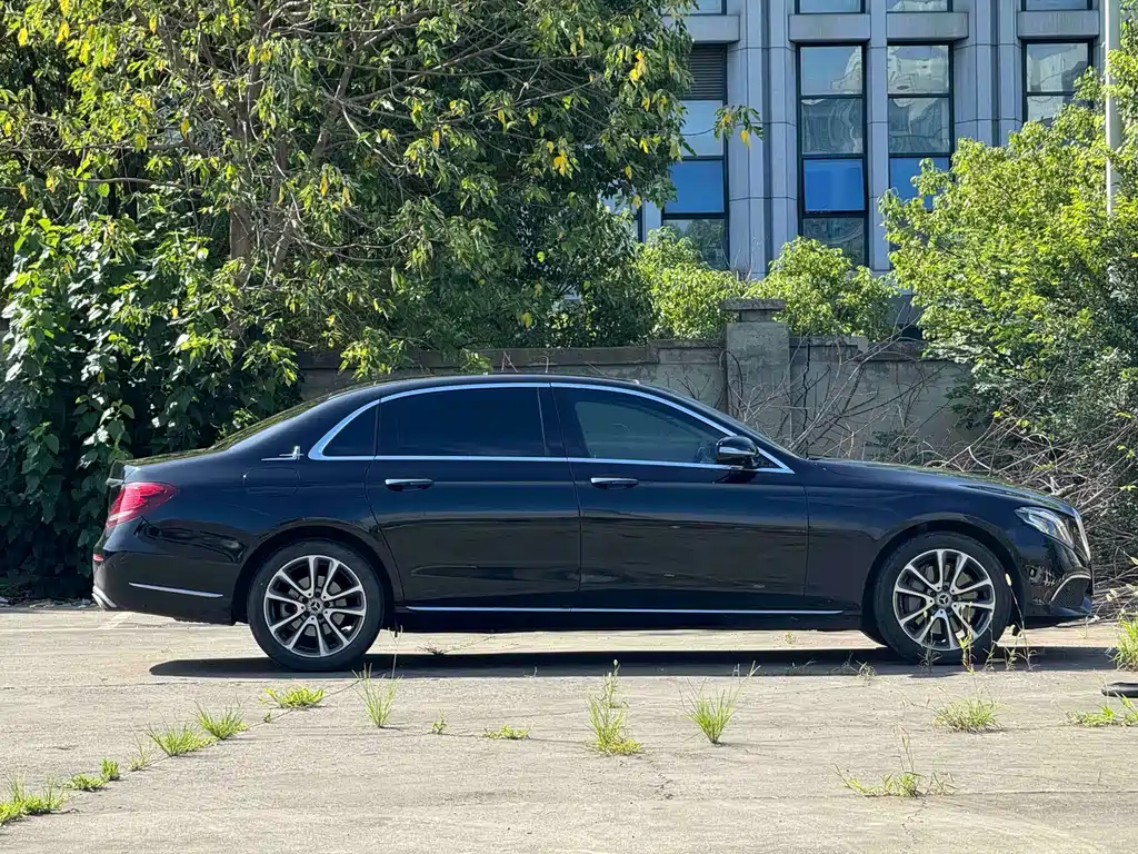 Mercedes-Benz E-Class 2017