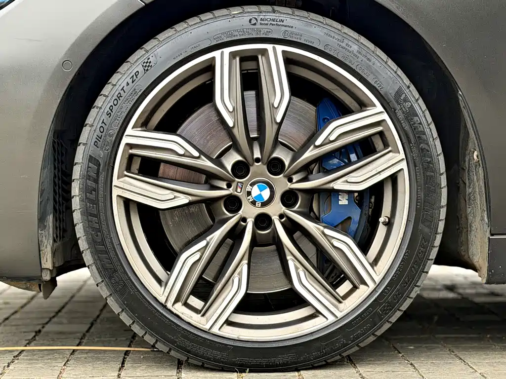 BMW 7 Series 2020 — фото 17