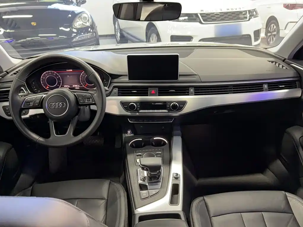 Audi A4L 2019