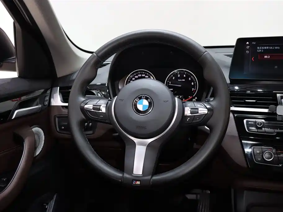 BMW X1 2021 — фото 12