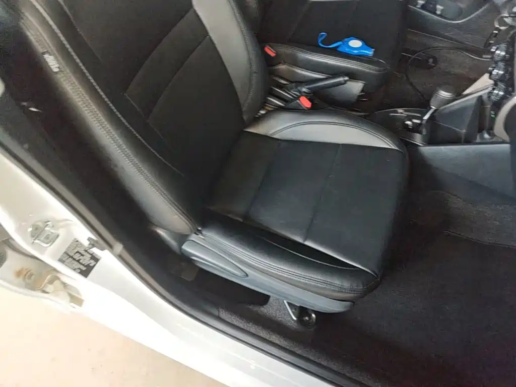 Toyota Vios FS 2020 — фото 25