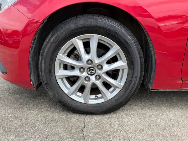 Mazda 3 Axela 2016