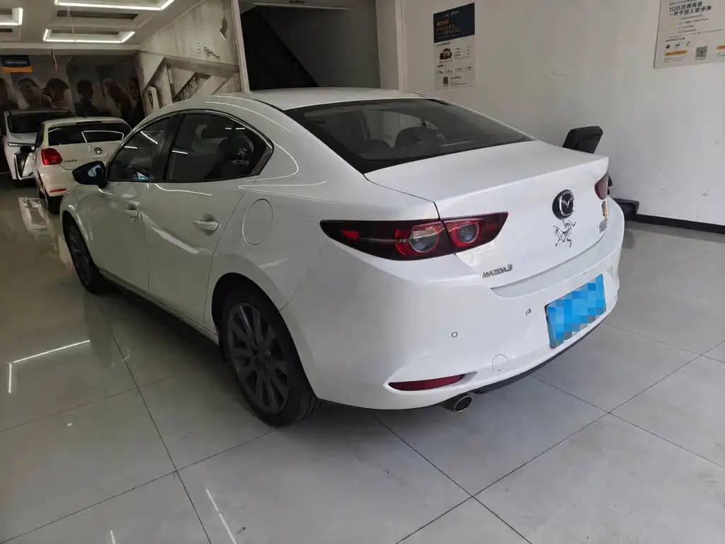 Mazda 3 Angkesela 2022