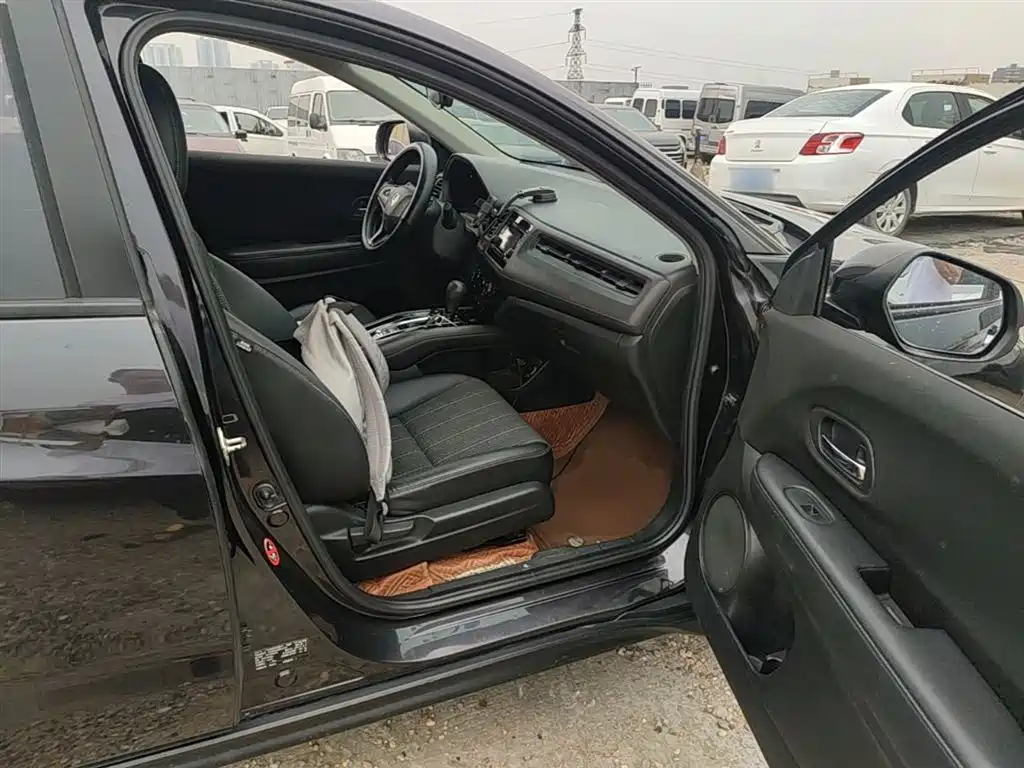 Honda Vezel 2018 — фото 25