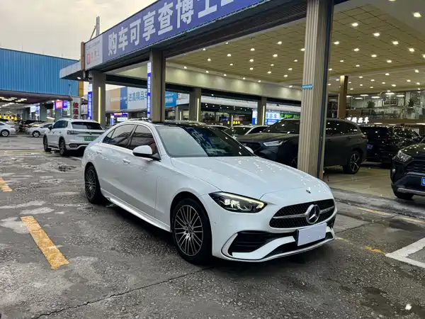 Mercedes-Benz C-Class 2022