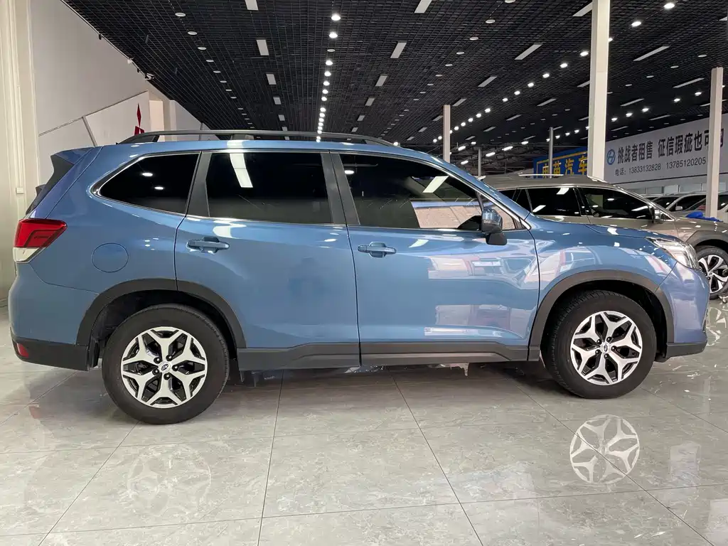 Subaru Forester 2021 — фото 9