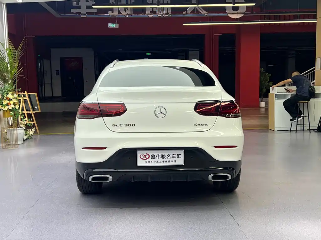 Mercedes-Benz GLC Coupe 2022 — фото 16