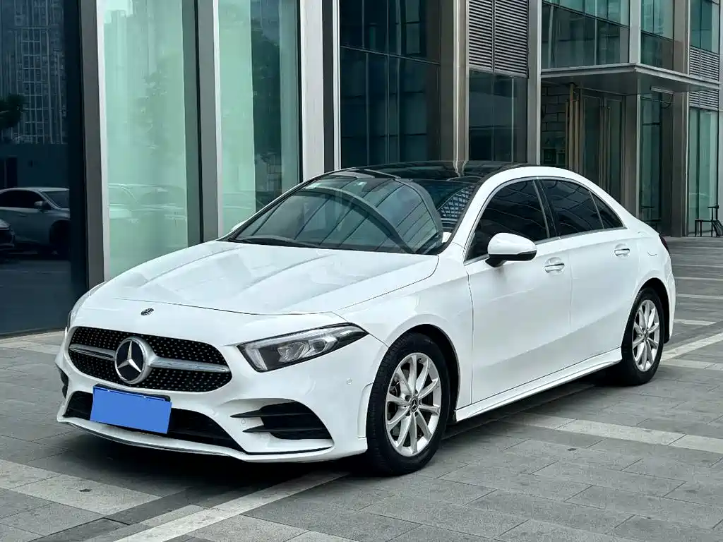 Mercedes-Benz A-Class 2020 — фото 1