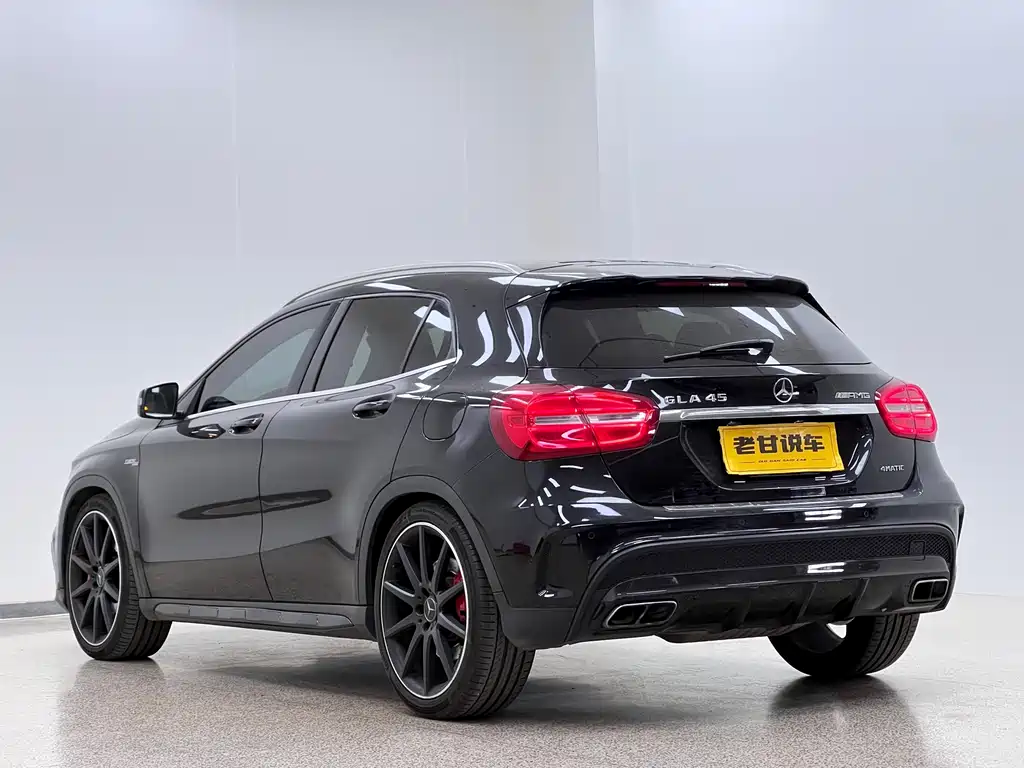 Mercedes-Benz GLA AMG 2015 — фото 5