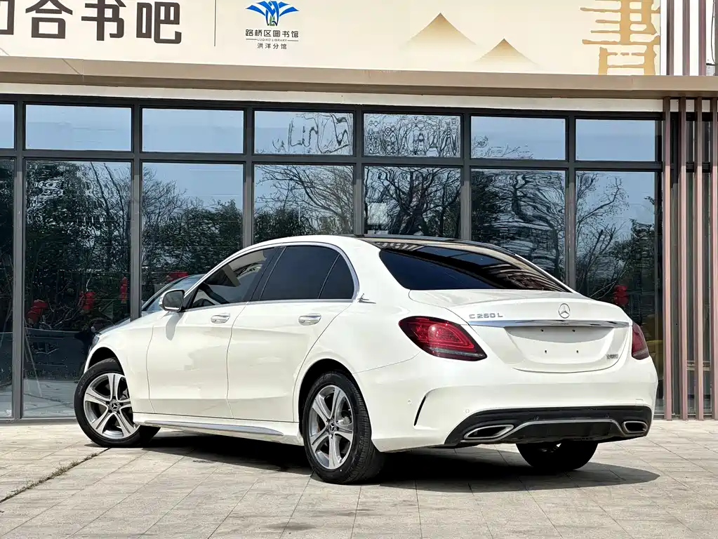 Mercedes-Benz C-Class 2020 — фото 9
