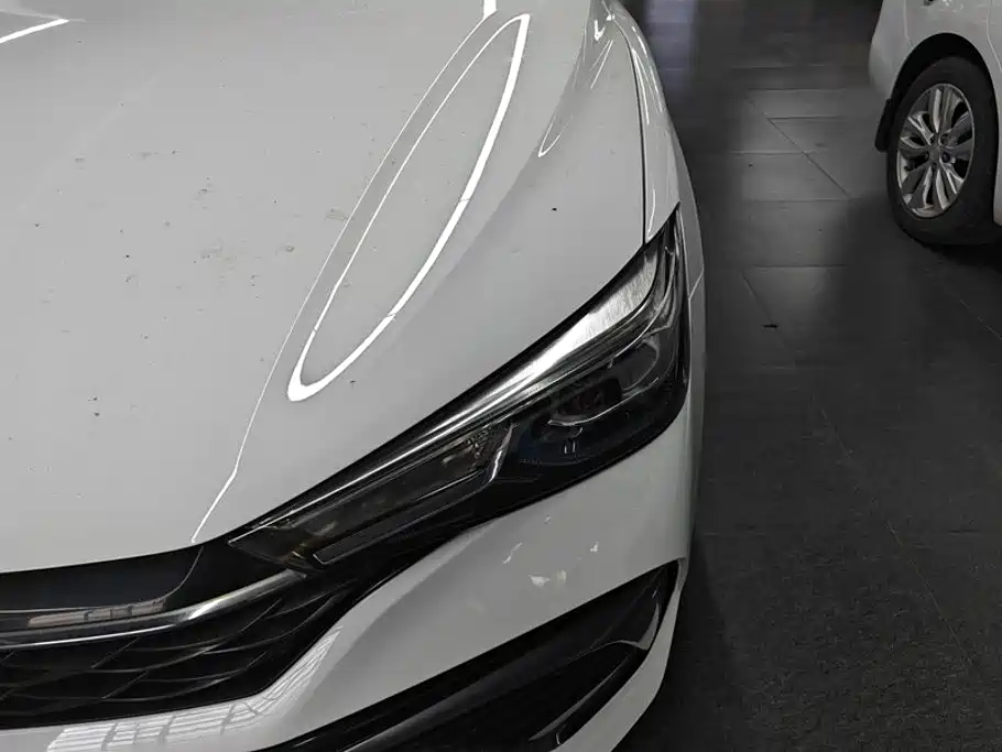 Roewe i5 2021