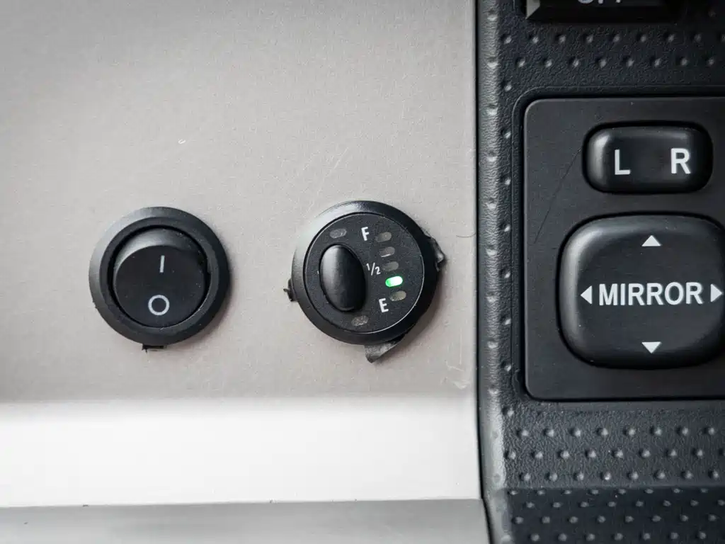 Toyota FJ Cruiser 2013 — фото 21