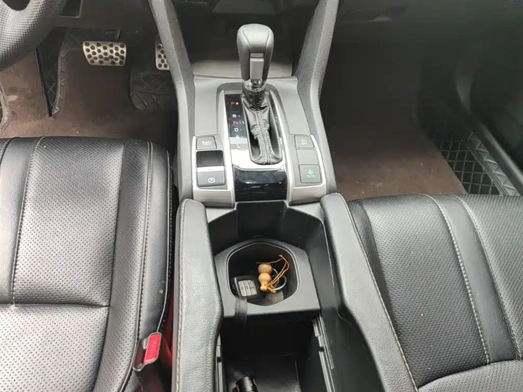 Honda Civic 2019 — фото 14