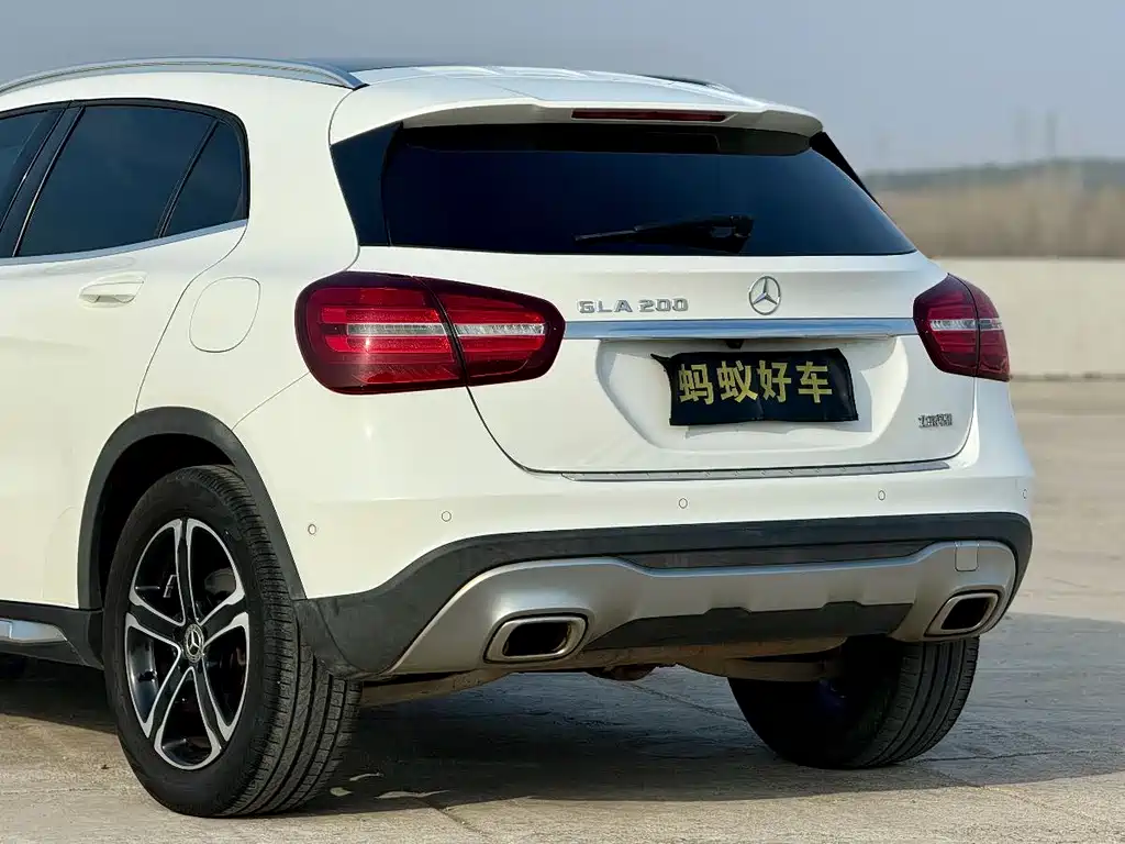 Mercedes-Benz GLA 2018 — фото 11