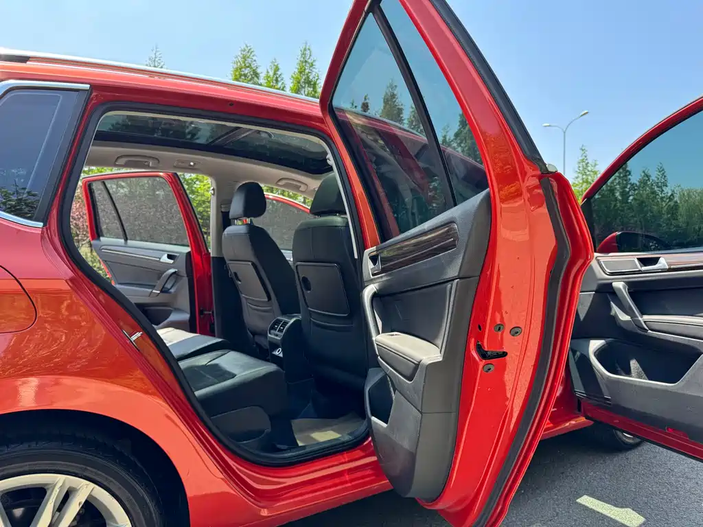 Volkswagen Golf Sportsvan 2019 — фото 17