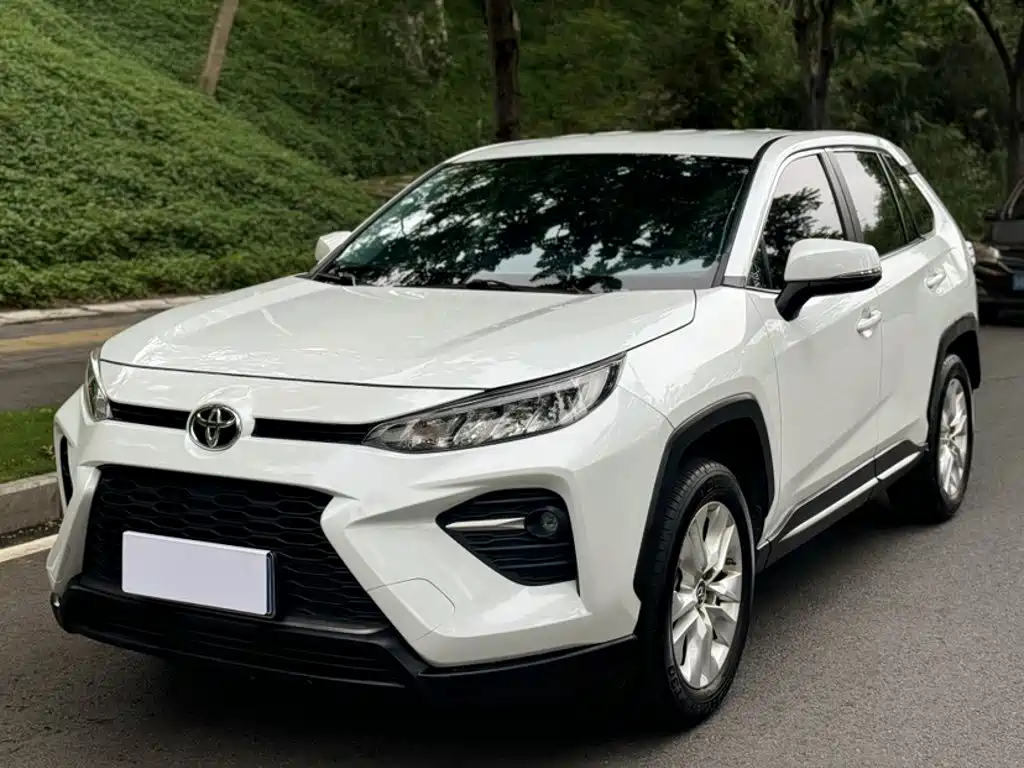 Toyota Wildlander 2022 — фото 1