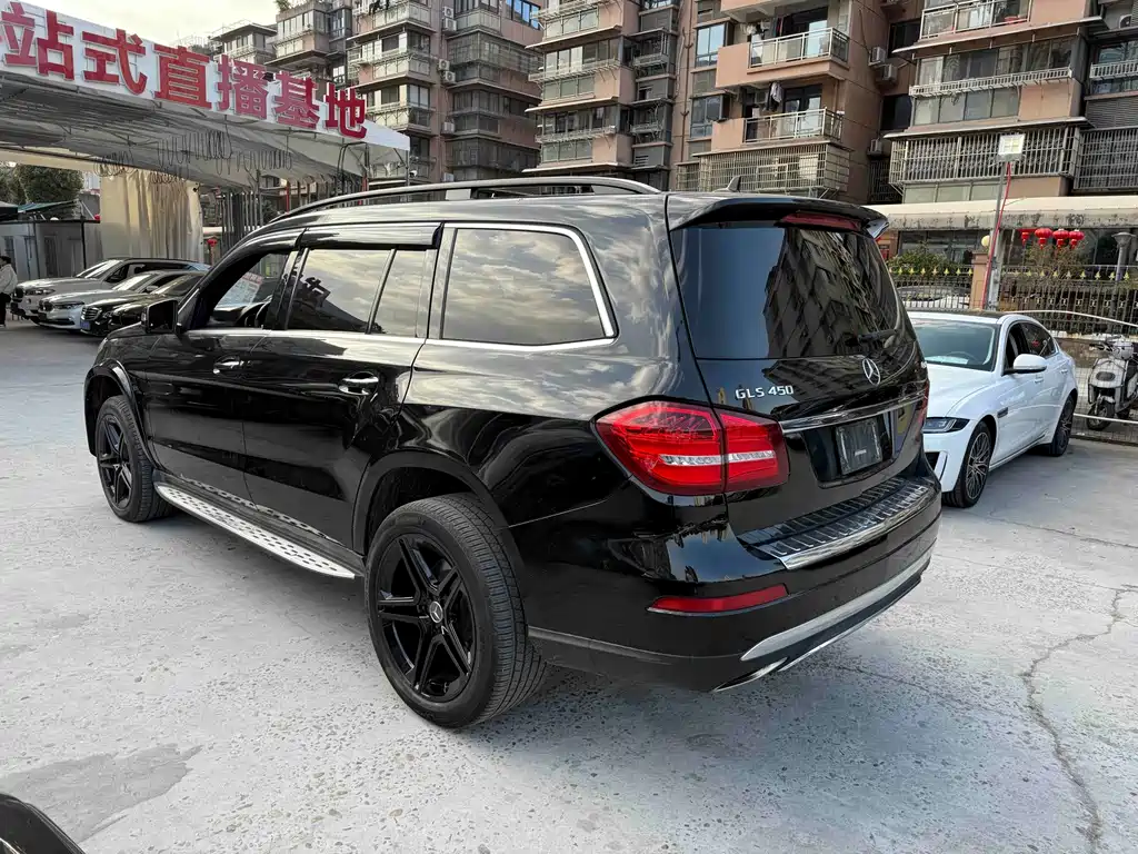 Mercedes-Benz GLS 2017 — фото 7