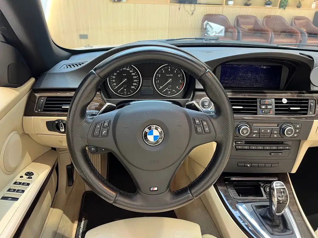 BMW 3 Series 2012 — фото 17
