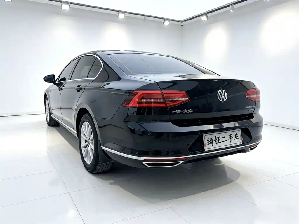 Volkswagen Magotan 2019 — фото 2