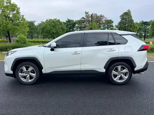 Toyota RAV4 2022