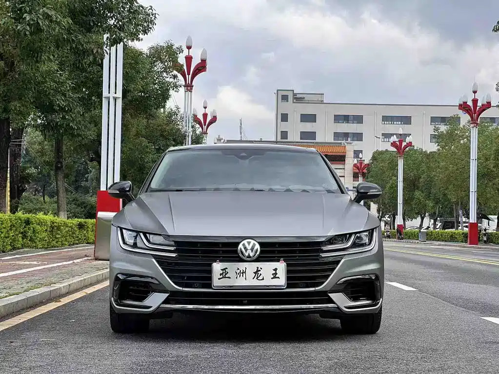 Volkswagen CC 2019 — фото 2