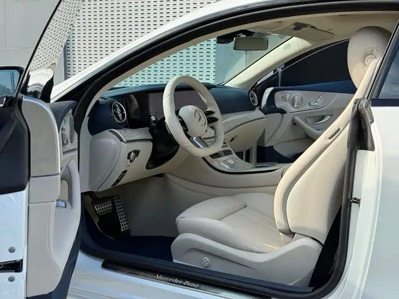 Mercedes-Benz E-Class 2021 — фото 11