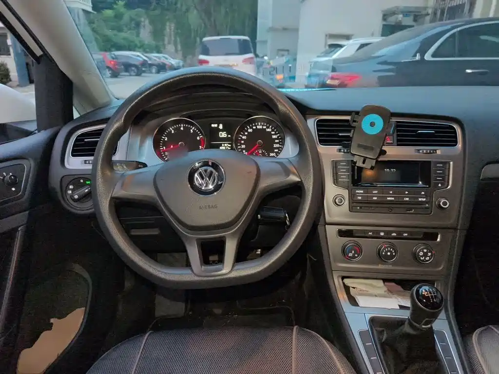 Volkswagen Golf 2016