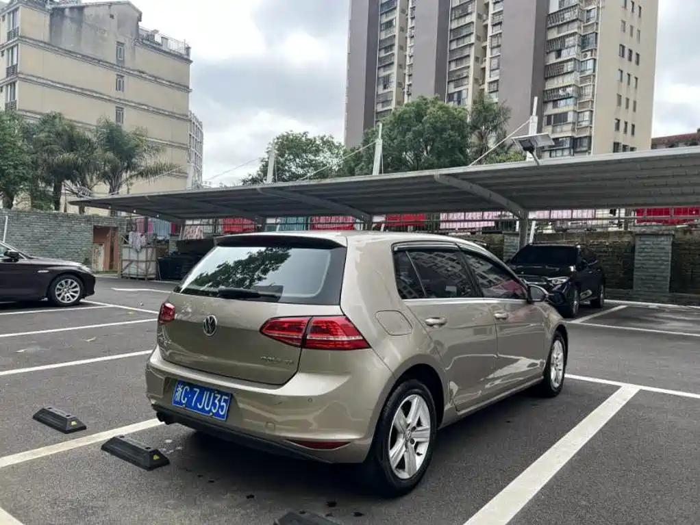 Volkswagen Golf 2014